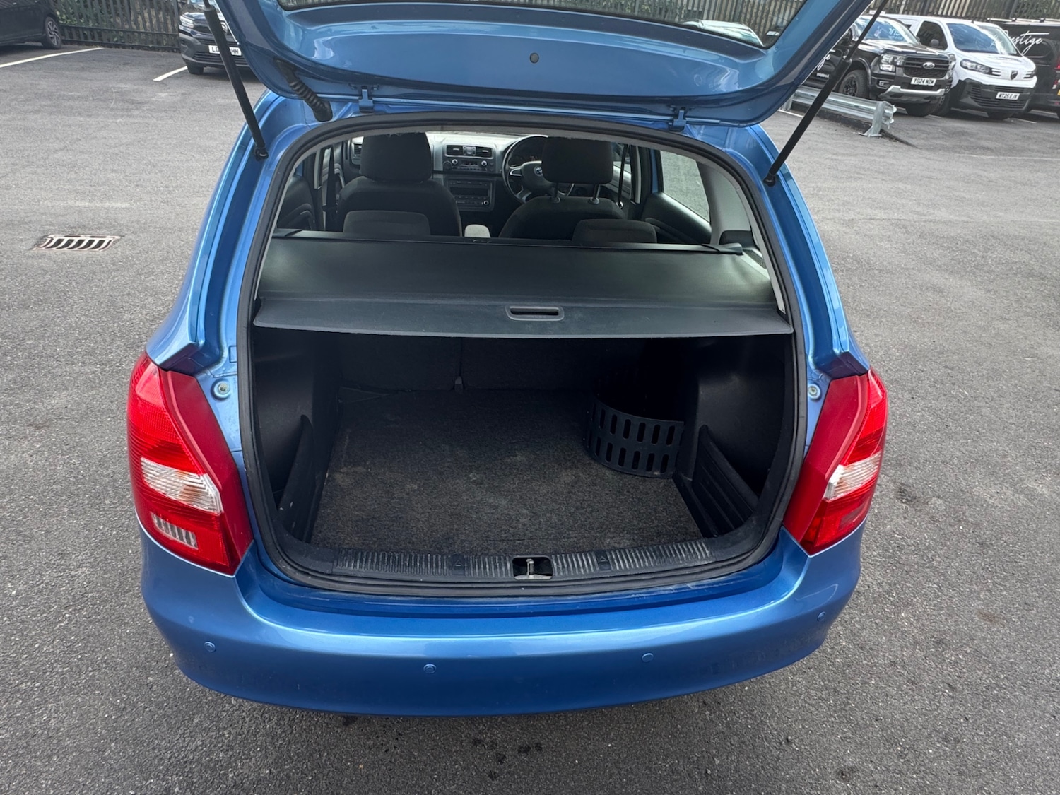 Vehicle 28