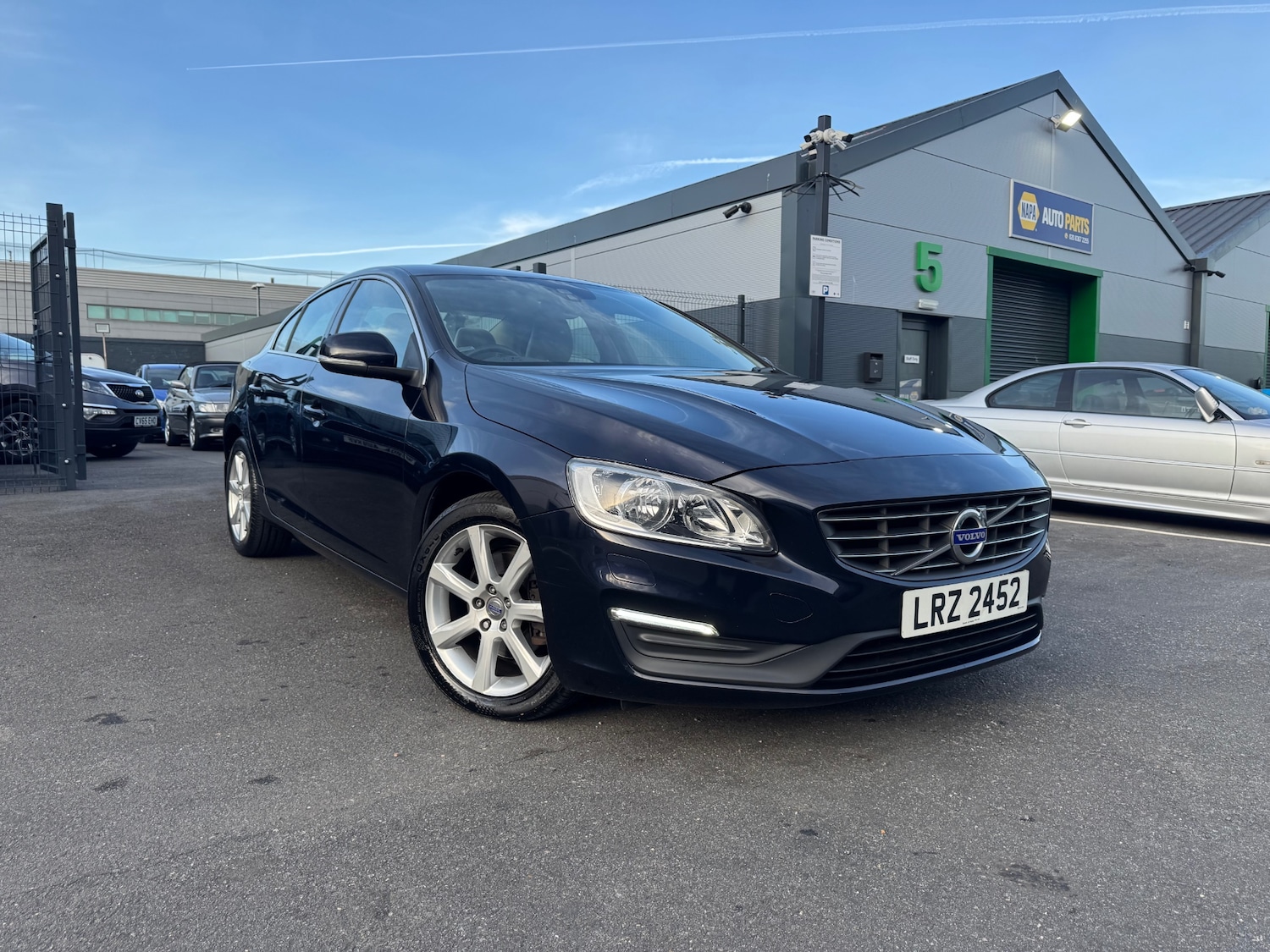 Used Volvo S60 2016 for sale - 76433767: Photo 1