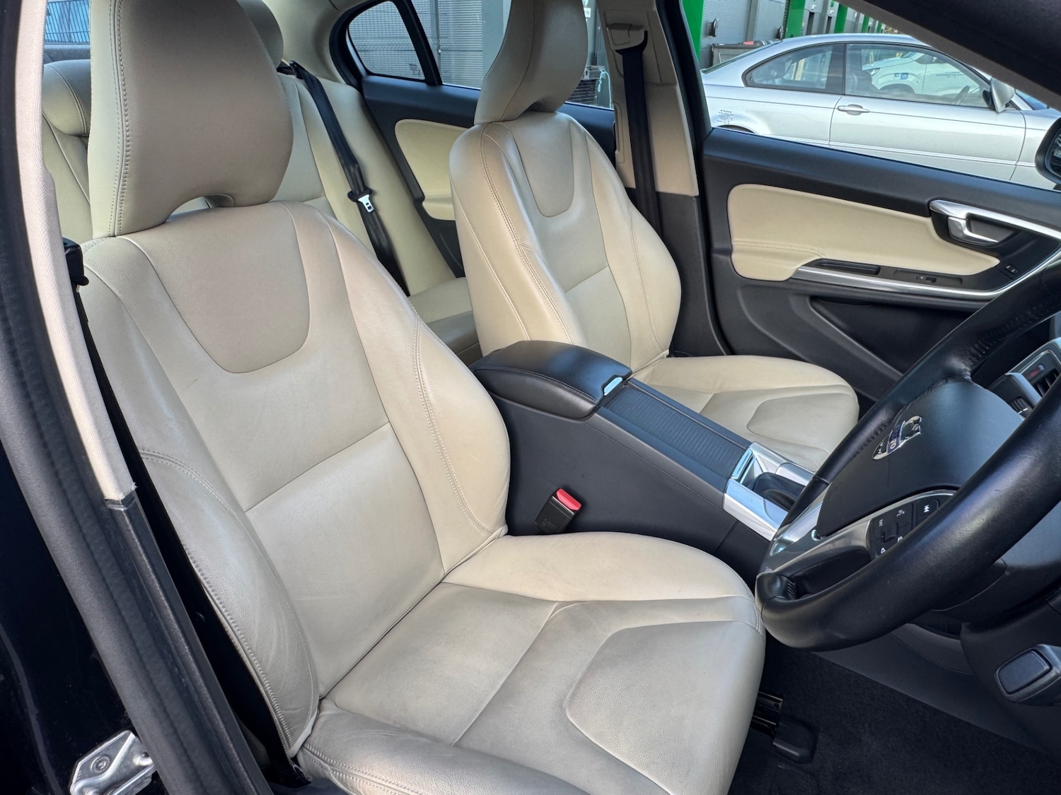 Used Volvo S60 2016 for sale - 76433767: Photo 15