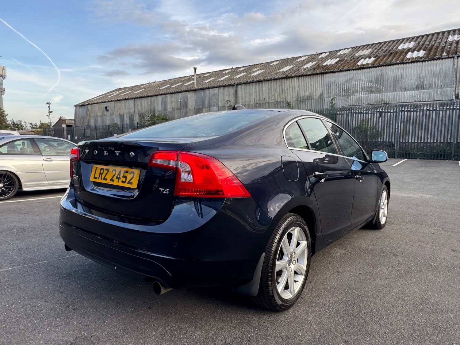 Used Volvo S60 2016 for sale - 76433767: Photo 5