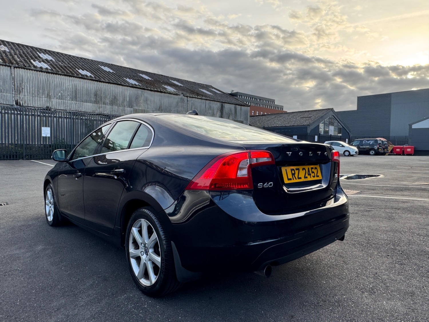 Used Volvo S60 2016 for sale - 76433767: Photo 7