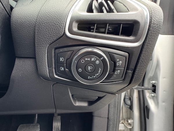 Used Ford Focus 2013 for sale - 76305356: Photo 27