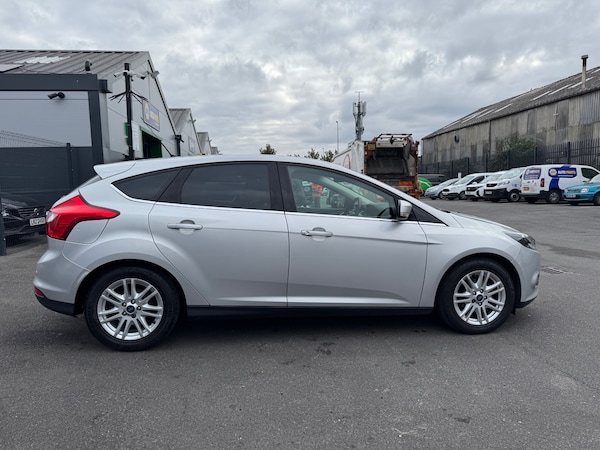 Used Ford Focus 2013 for sale - 76305356: Photo 3