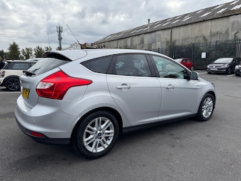 Used Ford Focus 2013 for sale - 76305356: Photo 4