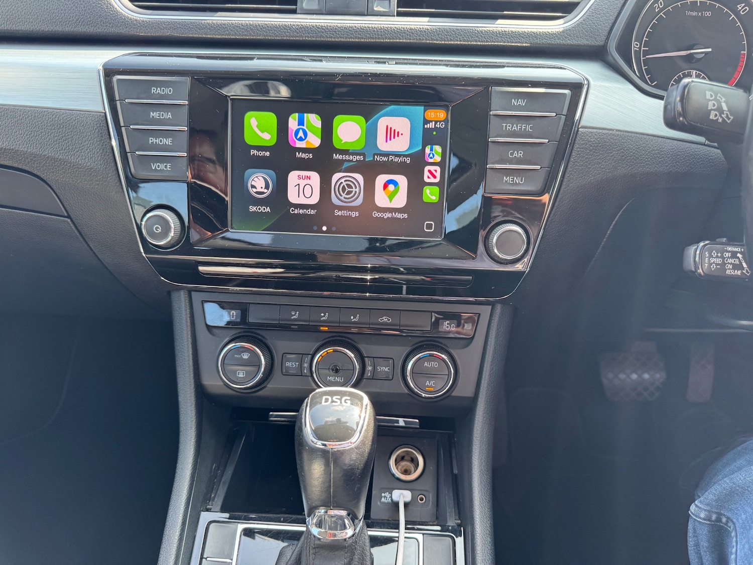 Vehicle 21