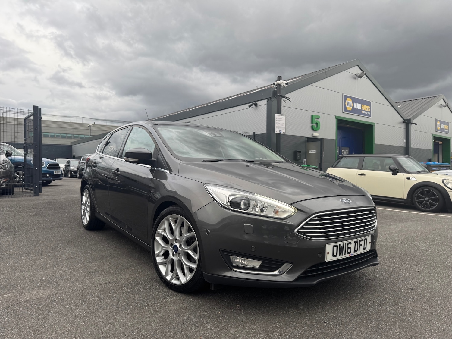 Used Ford Focus 2016 for sale - 76410310: Photo 1