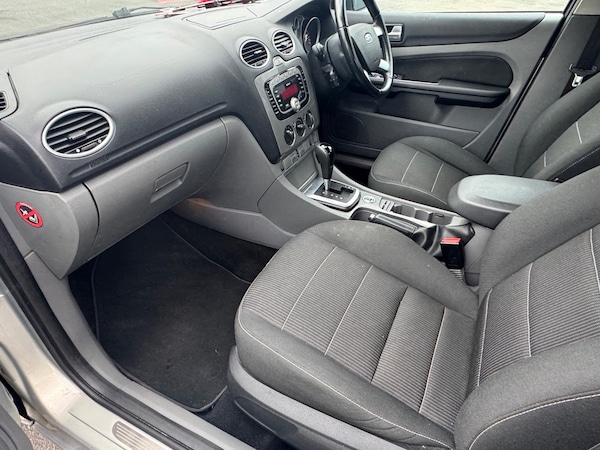 Used Ford Focus 2010 for sale - 76299338: Photo 18