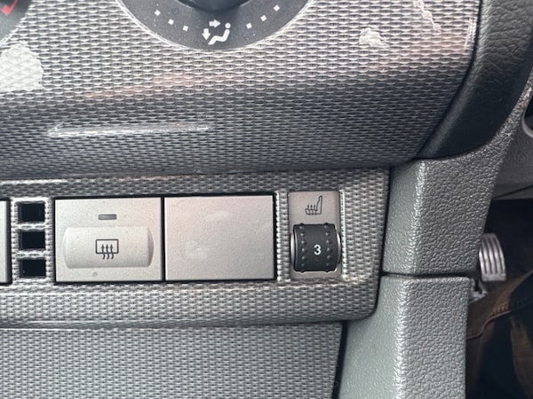 Used Ford Focus 2010 for sale - 76299338: Photo 25