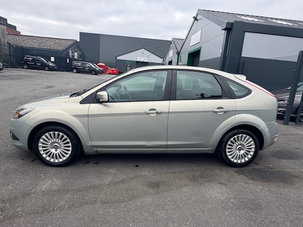 Used Ford Focus 2010 for sale - 76299338: Photo 8