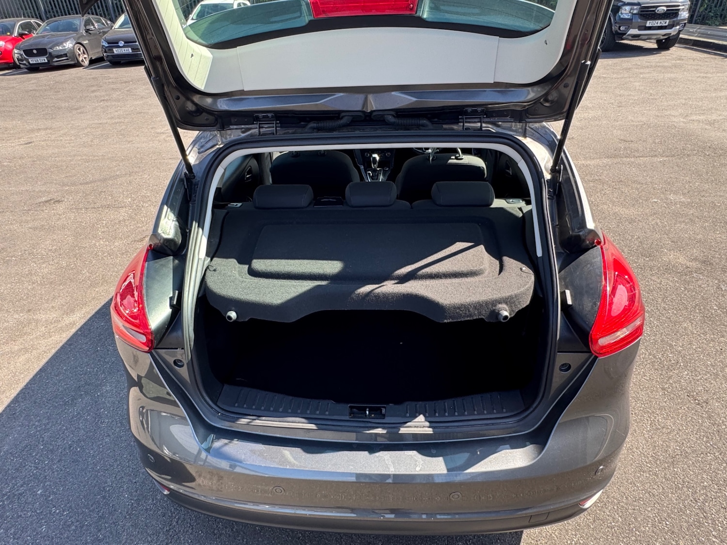 Vehicle 28