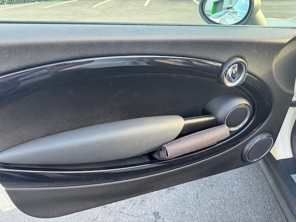 Used MINI Hatch 2010 for sale - 75667003: Photo 24