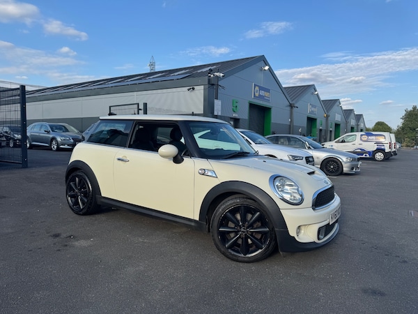 Used MINI Hatch 2010 for sale - 75667003: Photo 2