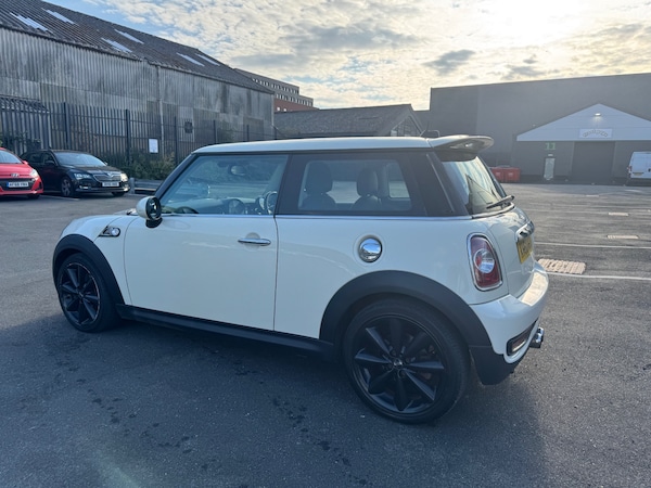 Used MINI Hatch 2010 for sale - 75667003: Photo 7