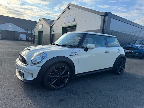 Used MINI Hatch 2010 for sale - 75667003: Photo 9