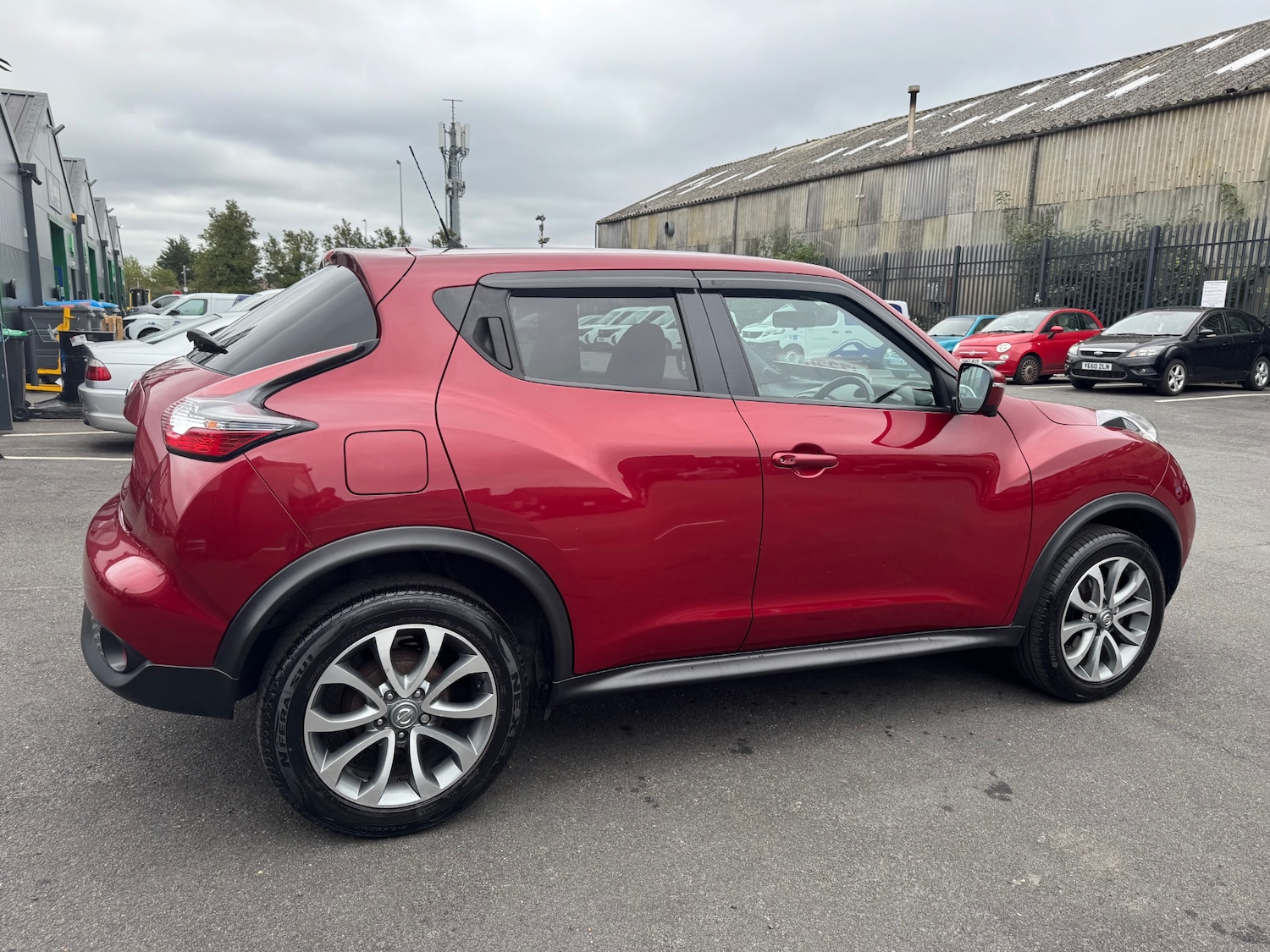 Used Nissan Juke 2016 for sale - 76305678: Photo 4