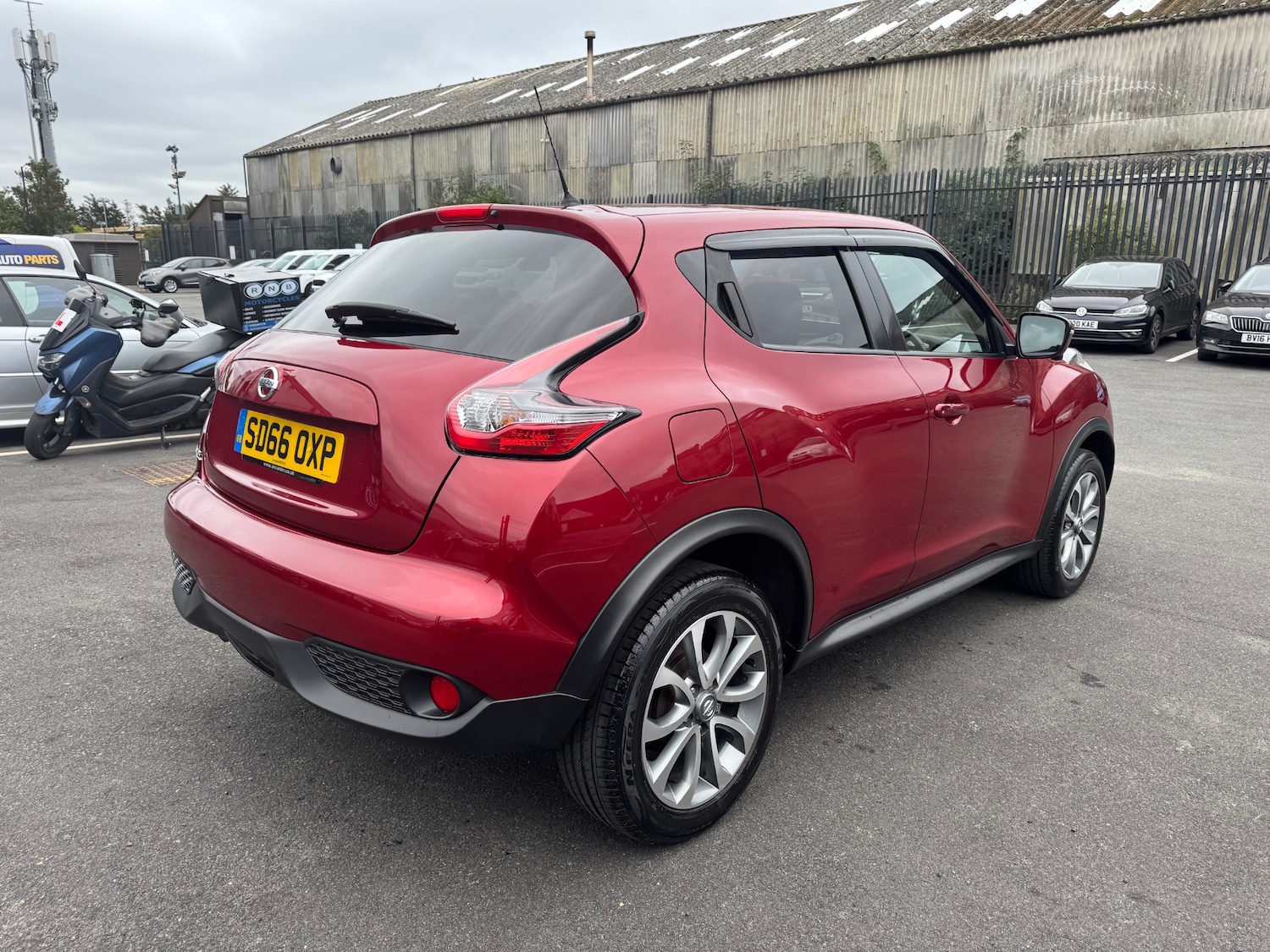 Used Nissan Juke 2016 for sale - 76305678: Photo 5