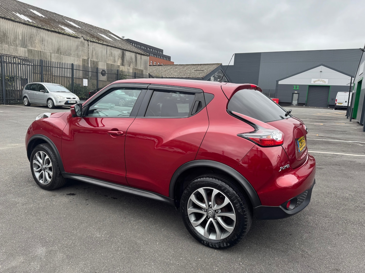 Used Nissan Juke 2016 for sale - 76305678: Photo 8