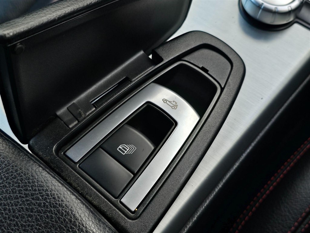 Used Mercedes-Benz SLK 2014 for sale - 77517212: Photo 24