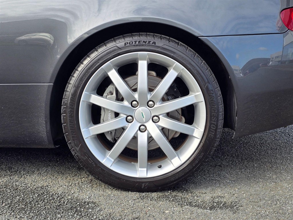 Used Aston Martin DB9 2005 for sale - 77965538: Photo 39