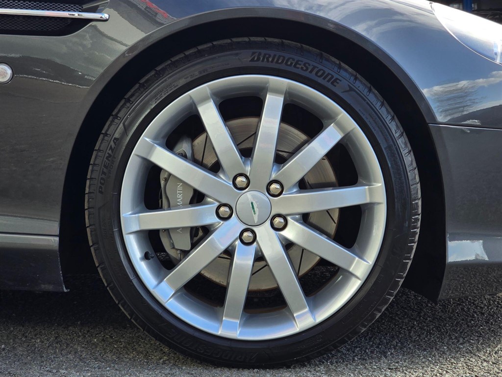 Used Aston Martin DB9 2005 for sale - 77965538: Photo 40