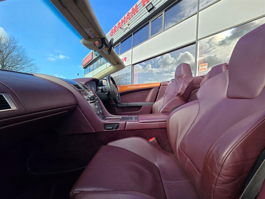 Used Aston Martin DB9 2005 for sale - 77965538: Photo 43