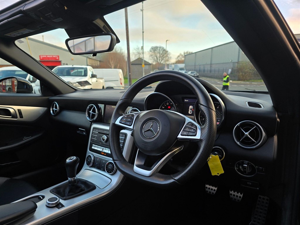 Used Mercedes-Benz SLC 2017 for sale - 77763129: Photo 13