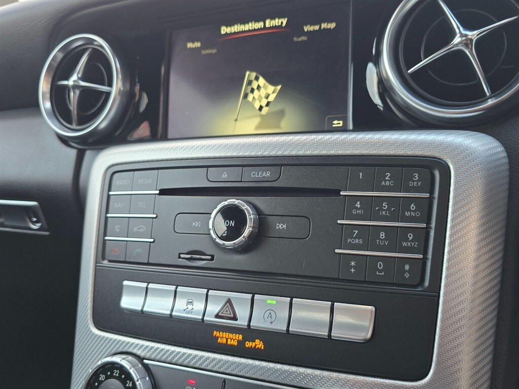 Used Mercedes-Benz SLC 2017 for sale - 77763129: Photo 30