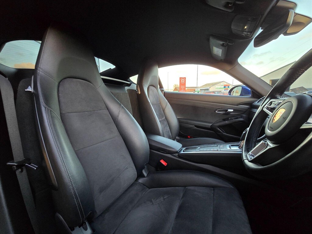 Used Porsche 718 Cayman 2019 for sale - 77517221: Photo 25