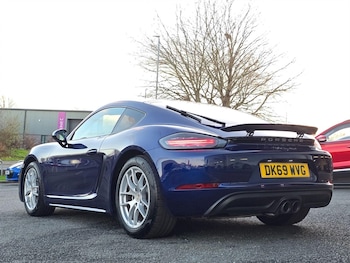 Used Porsche 718 Cayman 2019 for sale - 77517221: Photo