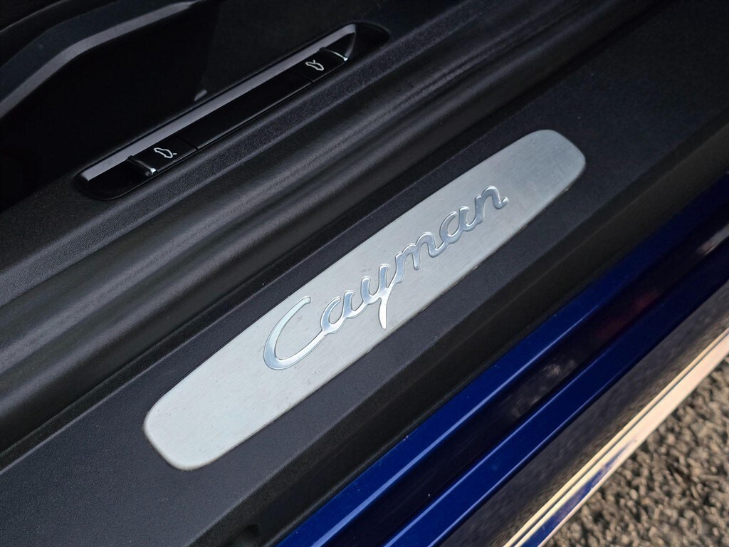 Used Porsche 718 Cayman 2019 for sale - 77517221: Photo 57