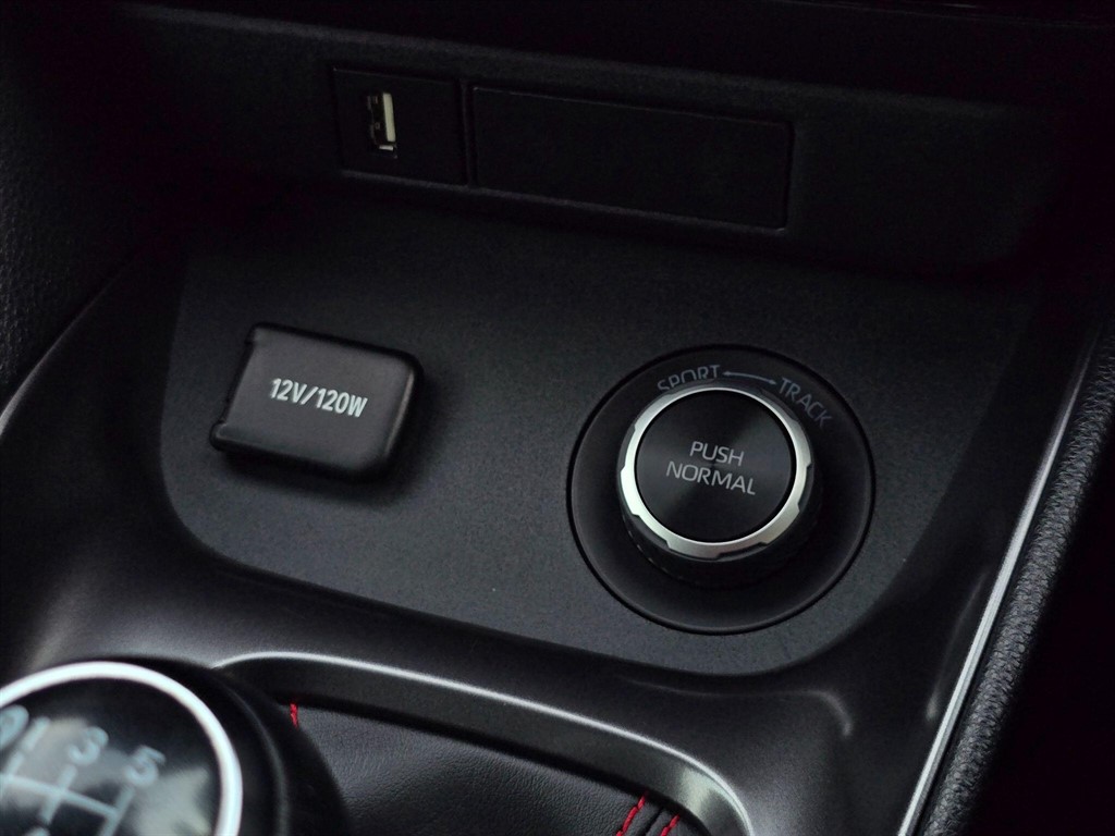 Used Toyota Yaris 2021 for sale - 77965537: Photo 28