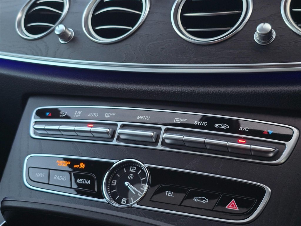 Used Mercedes-Benz E Class 2018 for sale - 77517223: Photo 25