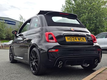 Used Abarth 695 2024 for sale - 79761987: Photo