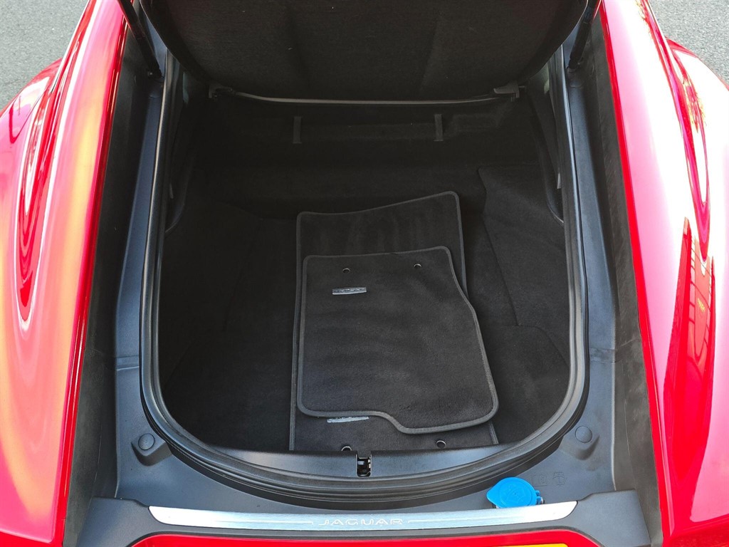 Used Jaguar F-Type 2020 for sale - 77517218: Photo 35