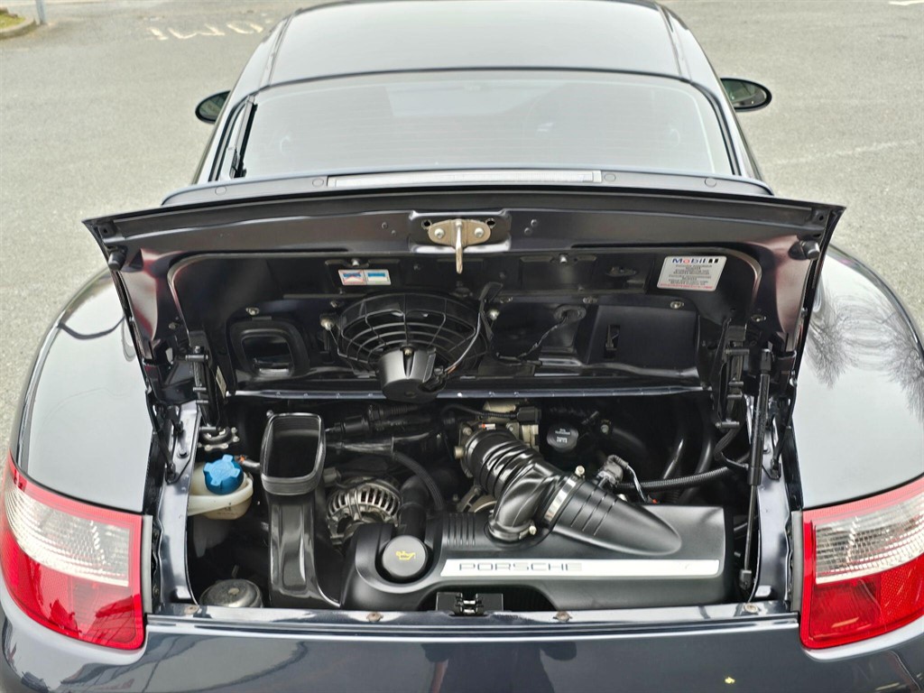 Used Porsche 911 2004 for sale - 78081502: Photo 21