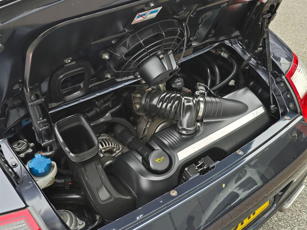 Used Porsche 911 2004 for sale - 78081502: Photo 22