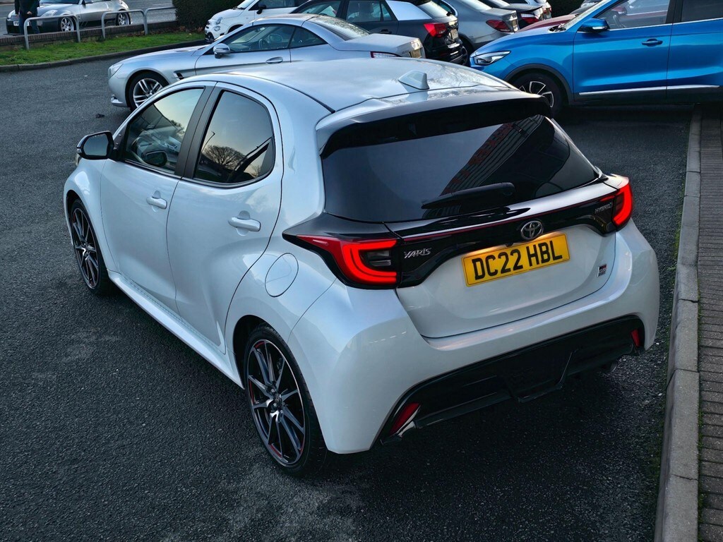 Used Toyota Yaris 2022 for sale - 77517206: Photo 12