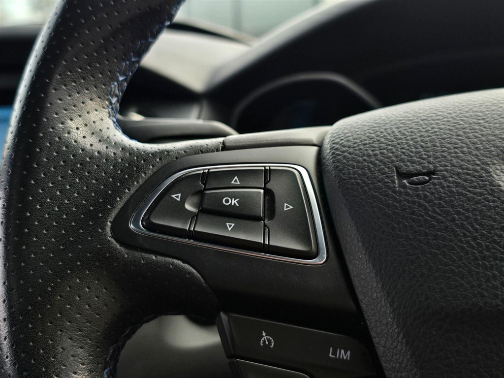 Used Ford Focus 2017 for sale - 78081532: Photo 35