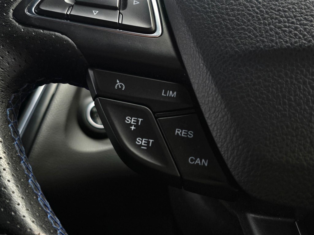 Used Ford Focus 2017 for sale - 78081532: Photo 38