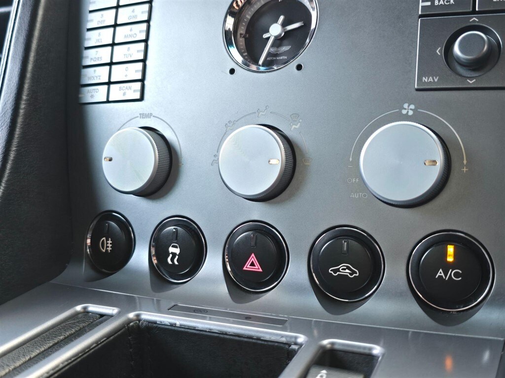 Used Aston Martin DB9 2006 for sale - 77517225: Photo 27