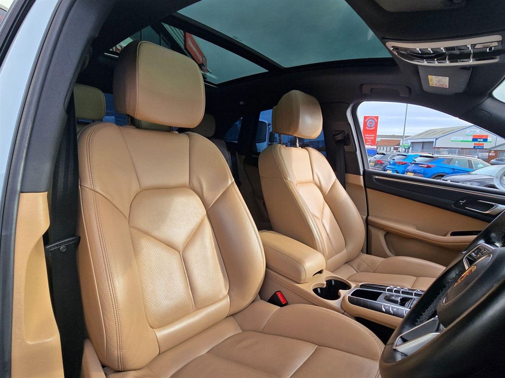 Used Porsche Macan 2019 for sale - 78028227: Photo 24