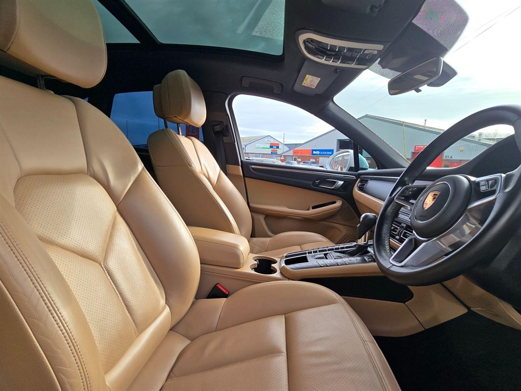 Used Porsche Macan 2019 for sale - 78028227: Photo 25