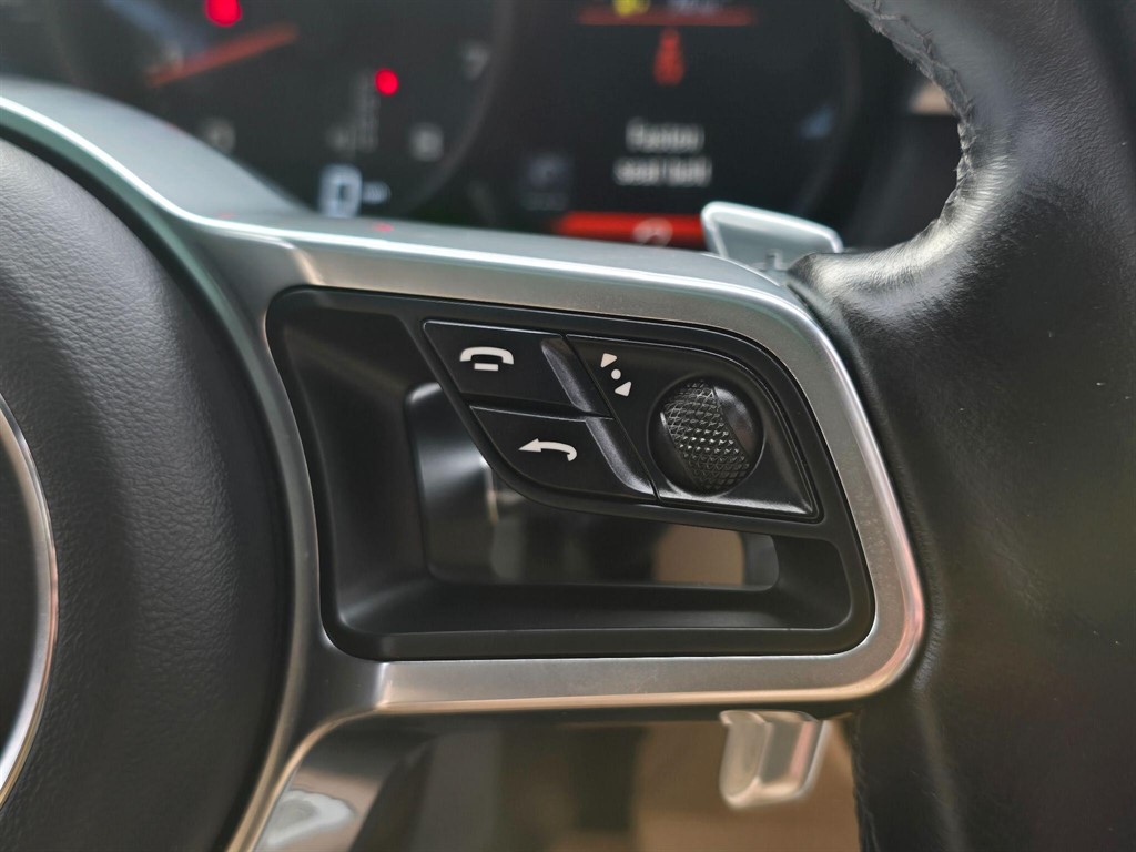 Used Porsche Macan 2019 for sale - 78028227: Photo 30