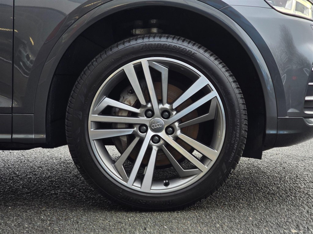 Used Audi Q5 2020 for sale - 77763105: Photo 44