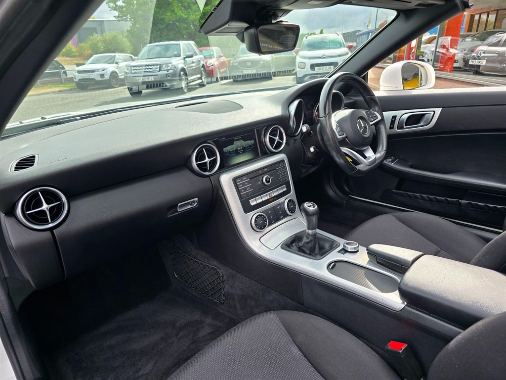Used Mercedes-Benz SL 2017 for sale - 77517210: Photo 16