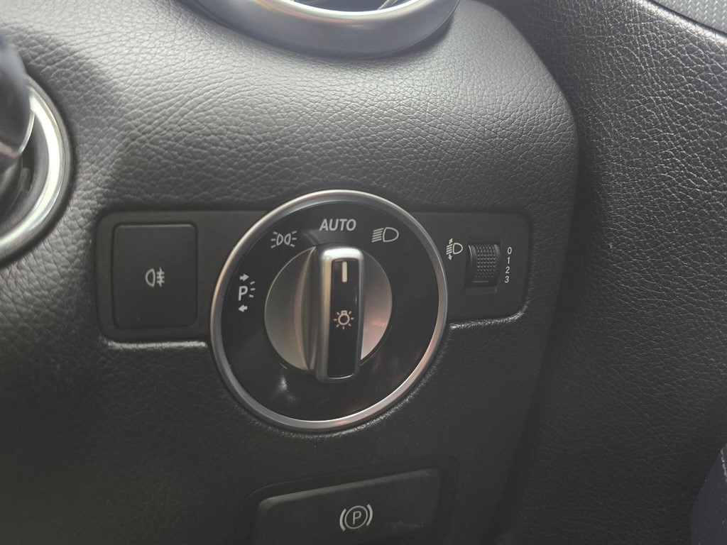 Used Mercedes-Benz SL 2017 for sale - 77517210: Photo 44