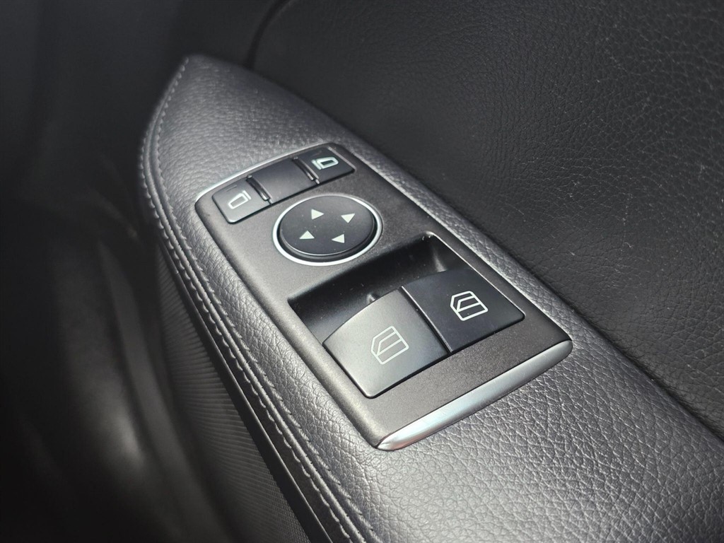 Used Mercedes-Benz SL 2017 for sale - 77517210: Photo 45