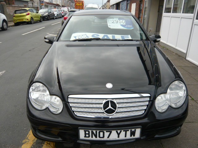 Used Mercedes-Benz C Class 2007 for sale - 76330887: Photo 3