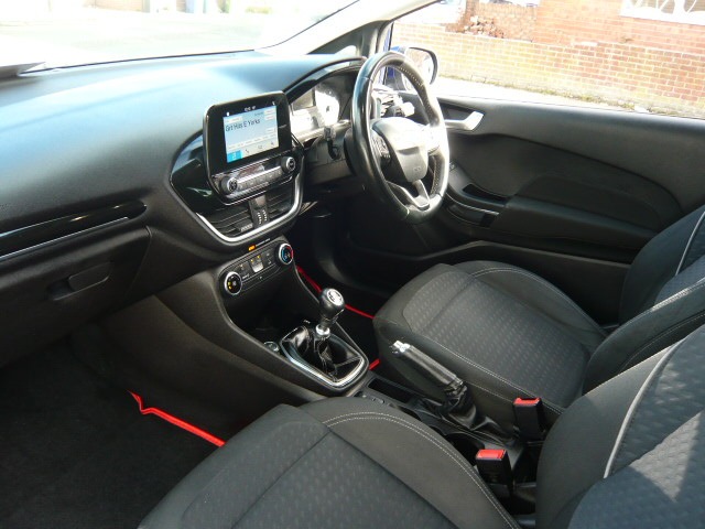 Used Ford Fiesta 2017 for sale - 76340952: Photo 13