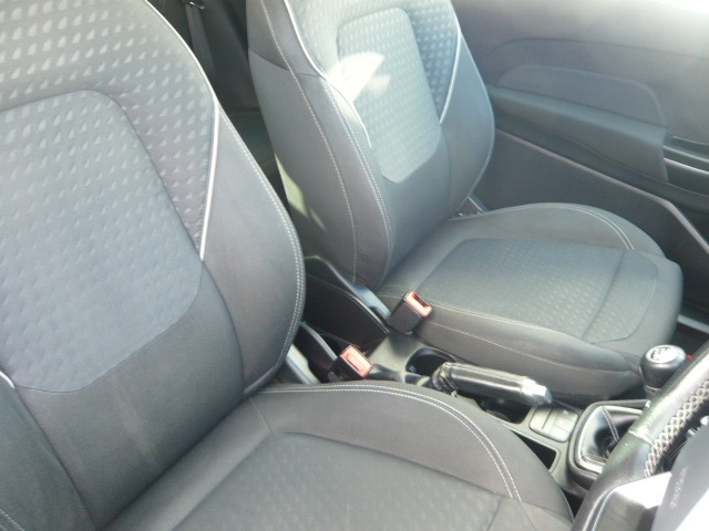 Used Ford Fiesta 2017 for sale - 76340952: Photo 9